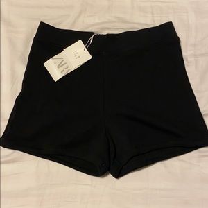 Zara ribbed shorts